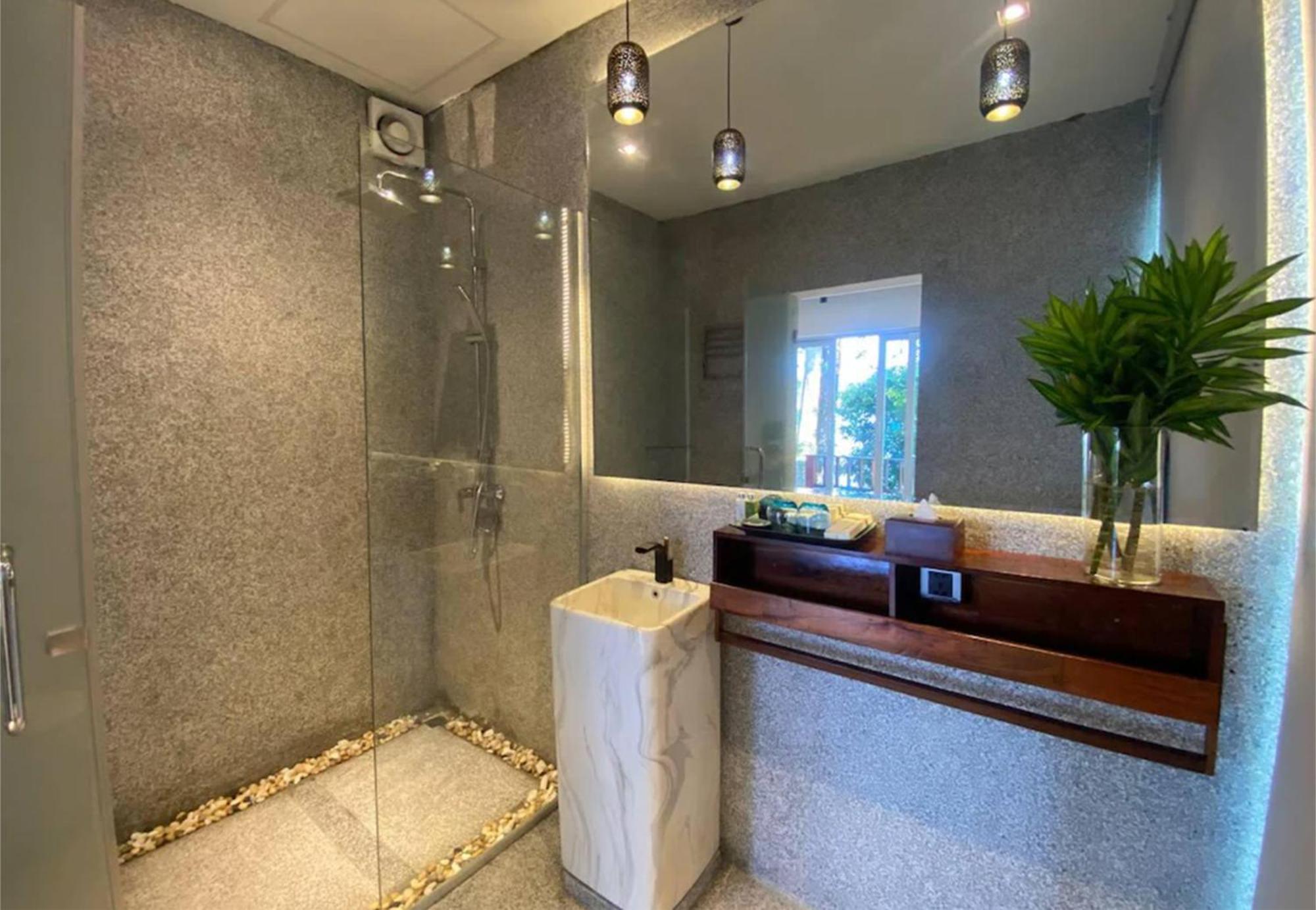 Pearl Beach Resort & Spa Koh Rong Sanloem Dış mekan fotoğraf
