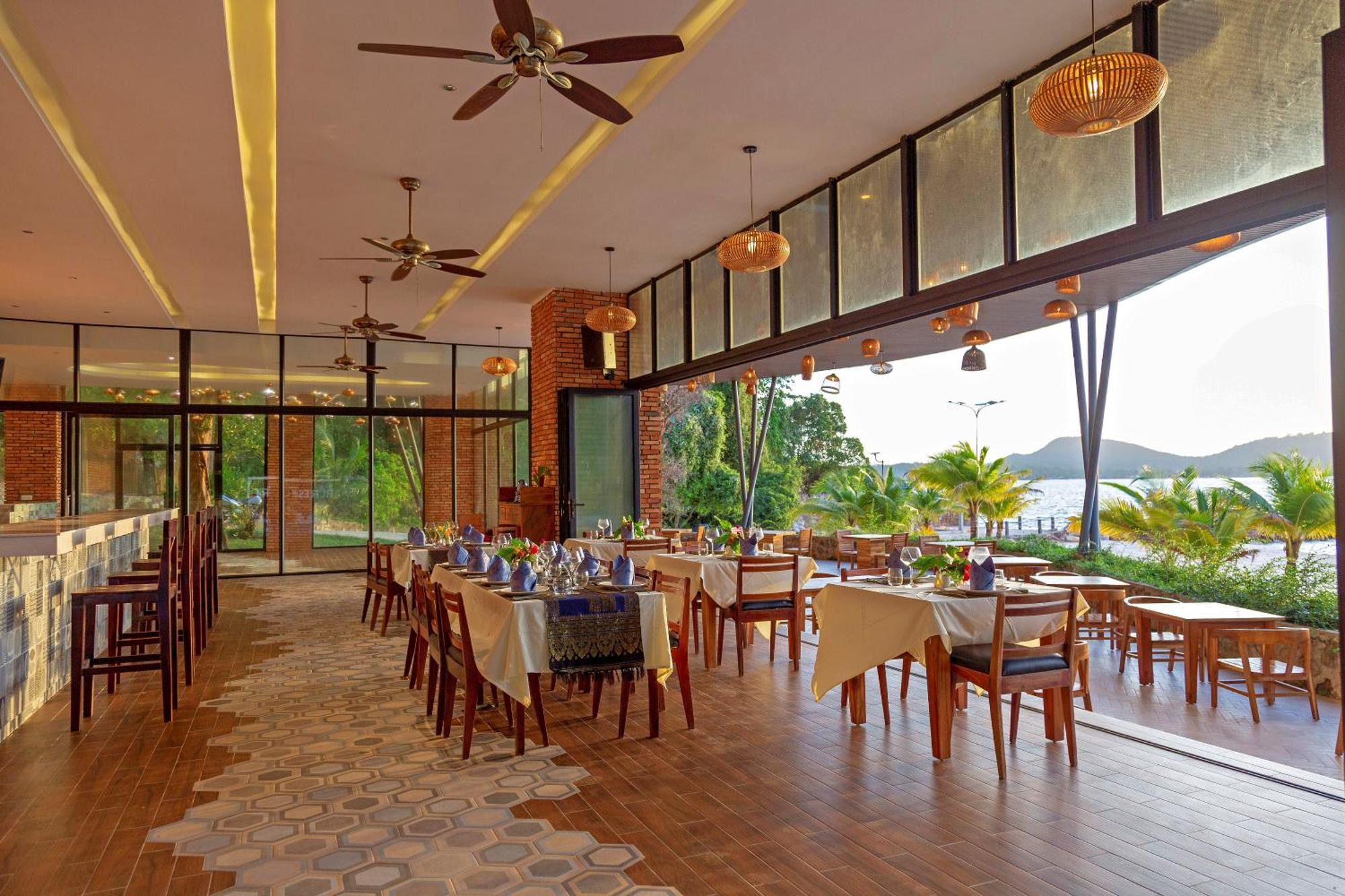 Pearl Beach Resort & Spa Koh Rong Sanloem Dış mekan fotoğraf